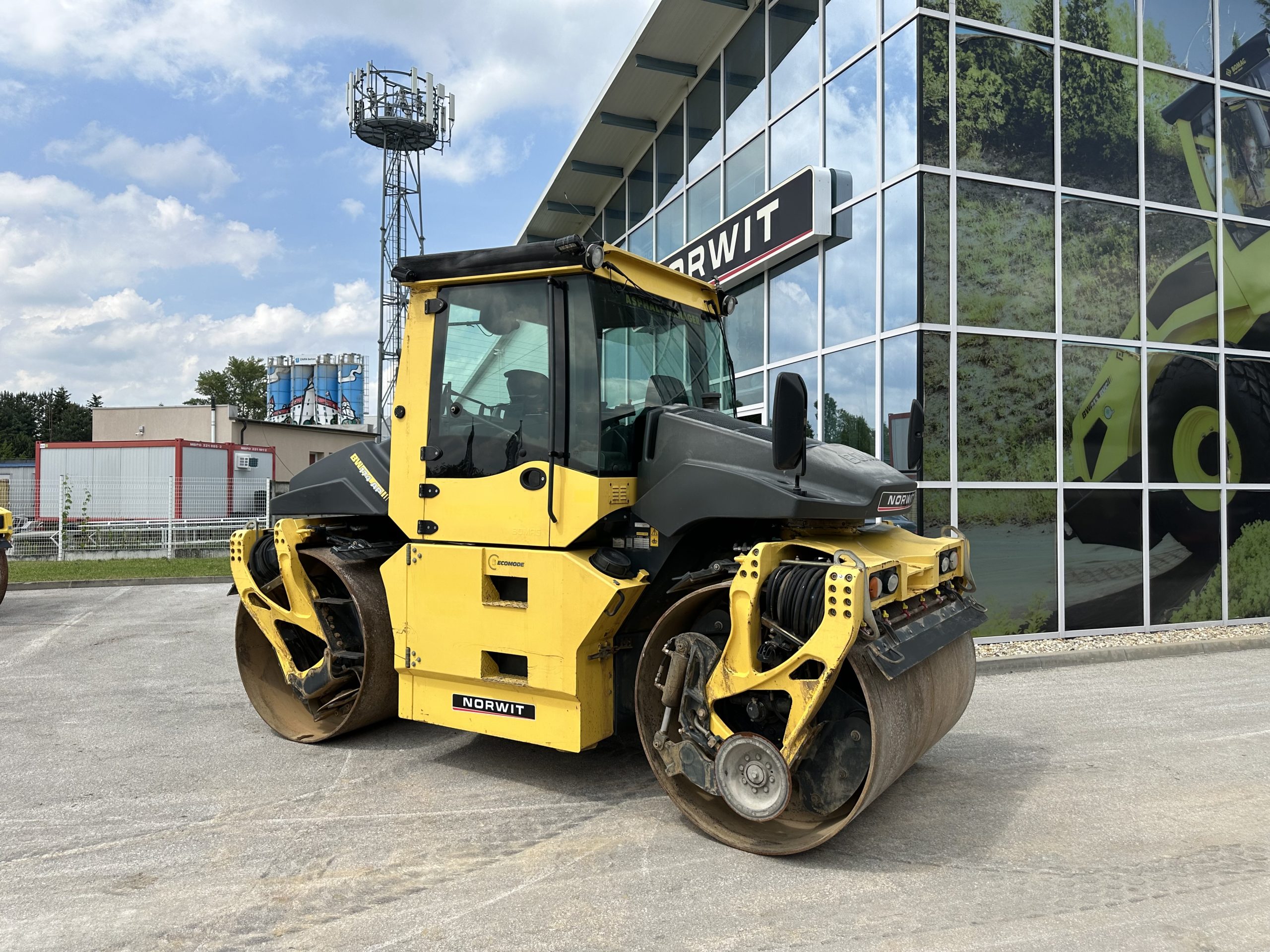 BOMAG BW 174 AP - 4 AM